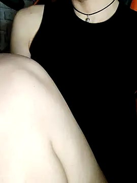 Aashikalaa – Naživo XXX chat