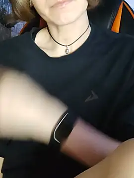 Aashikalaa's Live XXX Chat