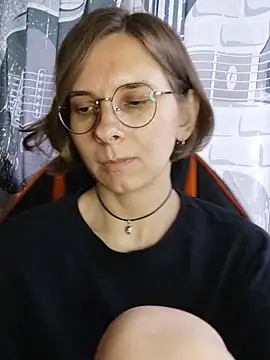 Aashikalaa 라이브 XXX 채팅