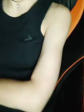 Aashikalaa 실시간 채팅방