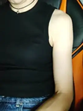 Chat ao vivo de Aashikalaa
