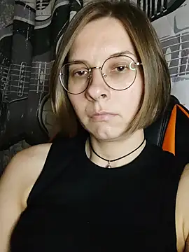 Aashikalaa Chat XXX in diretta
