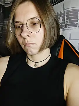 Aashikalaa 실시간 채팅방