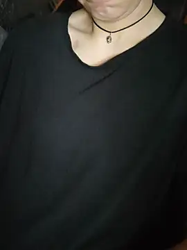 Chat +18 de Aashikalaa ao vivo