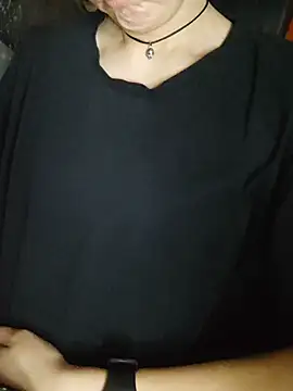 Aashikalaa's Live XXX Chat