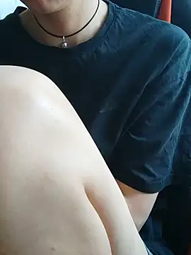 Aashikalaa live XXX chat