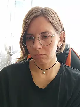 Chat XXX en directo de Aashikalaa