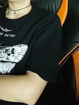 Aashikalaa's Live XXX Chat
