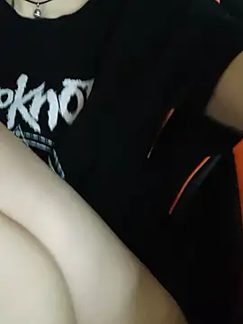 แชท XXX สดของ Aashikalaa