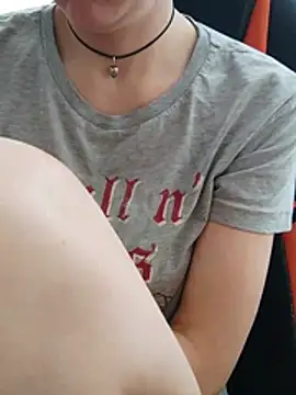 Aashikalaa's Live XXX Chat