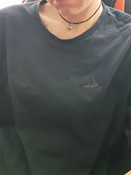 הופעת וובקאם של Aashikalaa