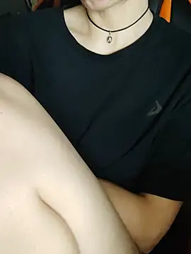 Chat +18 de Aashikalaa ao vivo