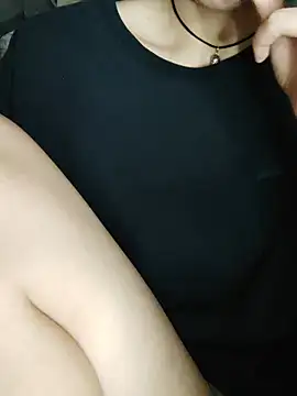 Chat +18 de Aashikalaa ao vivo