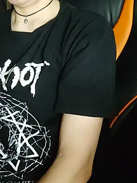 Aashikalaa's Live XXX Chat