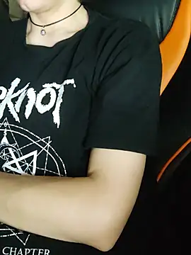 Chat XXX en directo de Aashikalaa
