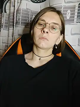 Aashikalaa 라이브 XXX 채팅