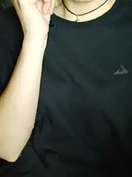 Aashikalaa 라이브 XXX 채팅