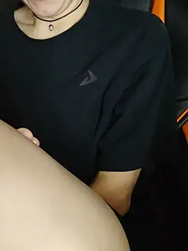 Chat +18 de Aashikalaa ao vivo