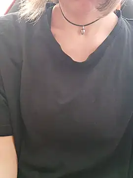 AashikalaaのライブXXXチャット
