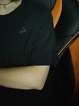 Aashikalaa Pertunjukan Webcam
