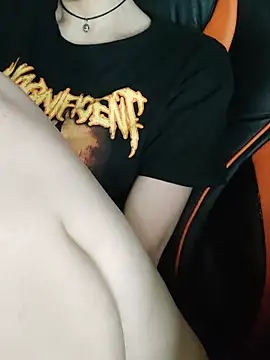 Aashikalaa's Live XXX Chat