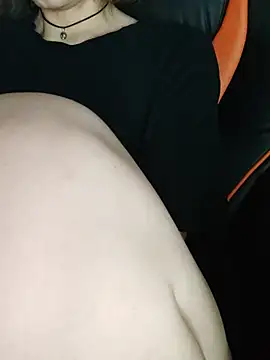 Aashikalaa's Live XXX Chat