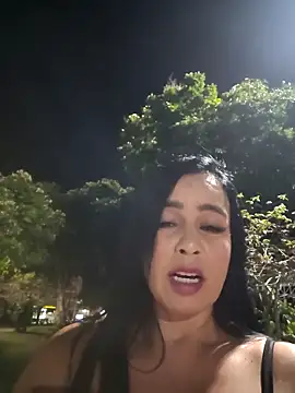 _kathaLopez_n Webbikameraesitys