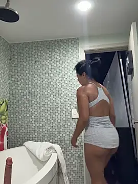 Chat +18 de _kathaLopez_ ao vivo