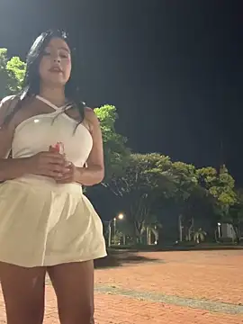_kathaLopez_ Webcam show