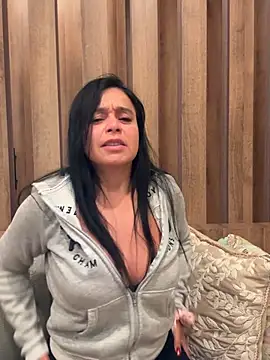 Show de _kathaLopez_ na webcam