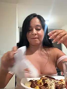 _kathaLopez_'s Live XXX Chat