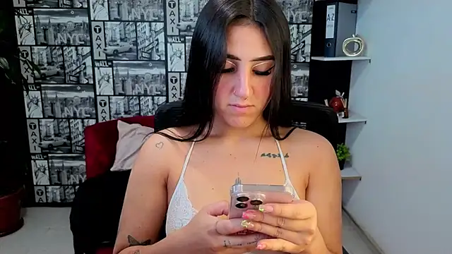 Živá chatovací místnost Isa_And_Natasha