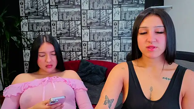 Show de Isa_And_Natasha na webcam