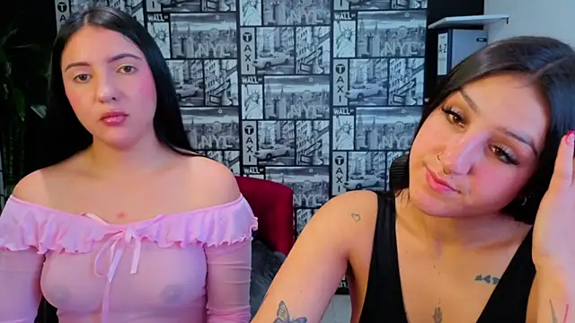 Isa_And_Natasha webkamerás műsora