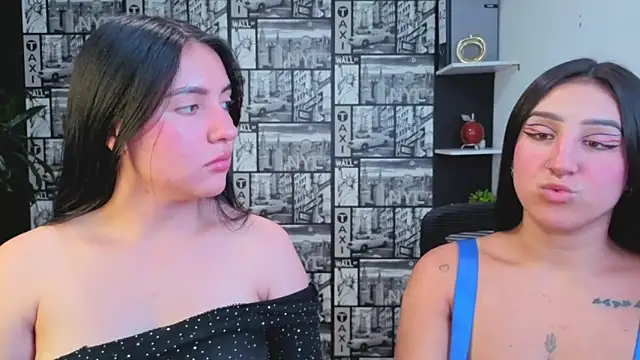 Isa_And_Natasha webcam show