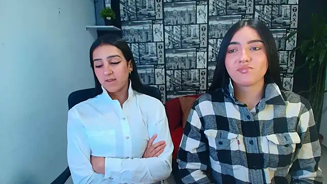 Isa_And_Natasha Webcam Show
