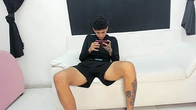 Show modela self_love46 na web-kameri