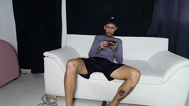 Show Webcam de self_love46