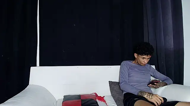 self_love46 Webcam Show