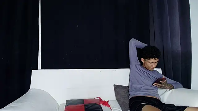 self_love46 Webcam Show