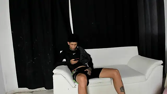 self_love46 Webcam show