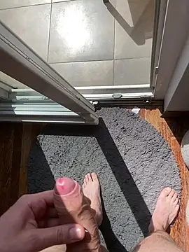 bigdickcro7 webcam show