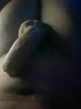 Webkamerová show bigdickcro7
