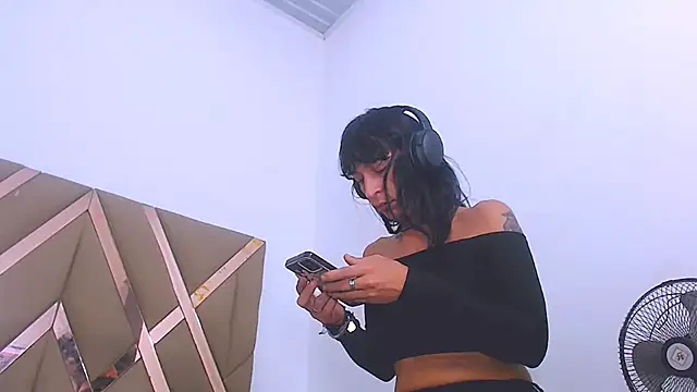jasmine_very_hornny Webcam Show