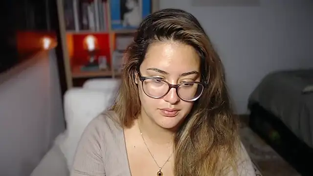 Chat XXX ao vivo de ZabathMiller