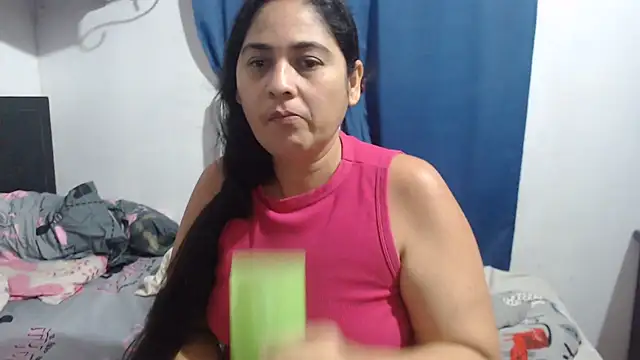 ihan_zara Show Webcam