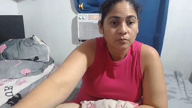 ihan_zara's Webcam Show