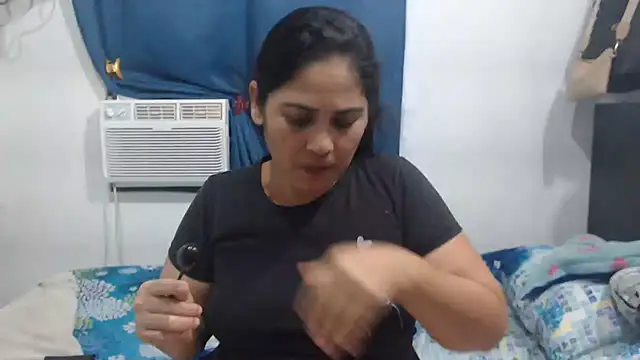 ihan_zara Show Webcam