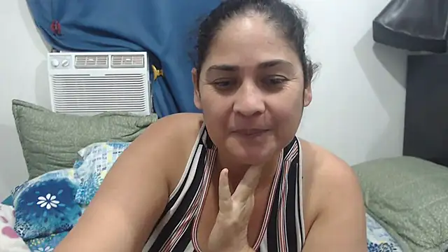 ihan_zara Show Webcam