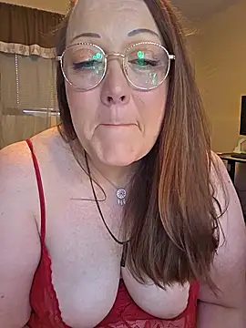 BBWQUEENBEEE webkamerás műsora